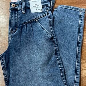 Girls size 13/14 A&F jeans BNWT